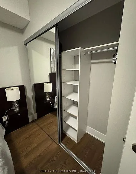 10 York St #2907 — Photo 44