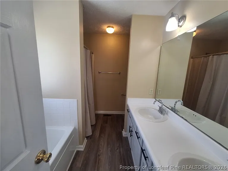 4549 Rustic Haven Dr — Photo 13