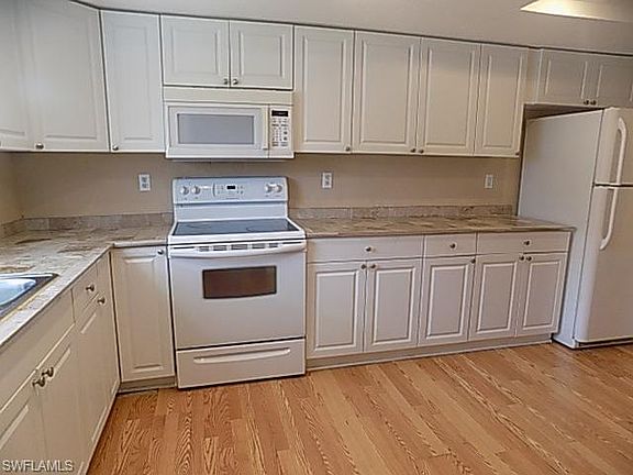 5th image of 1321 SW 16th Ter APT 103