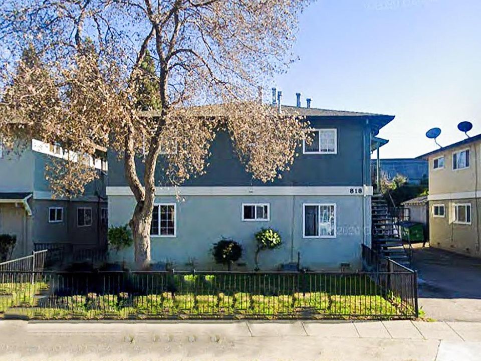 1st image of 818 Jeanne Ave