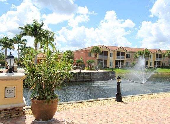2nd image of 20260 Estero Gardens Cir Unit 205