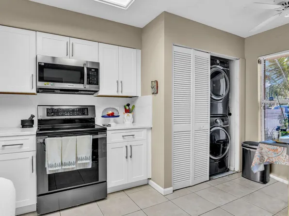 14527 Bonaire Boulevard #101, Delray Beach, FL 33446