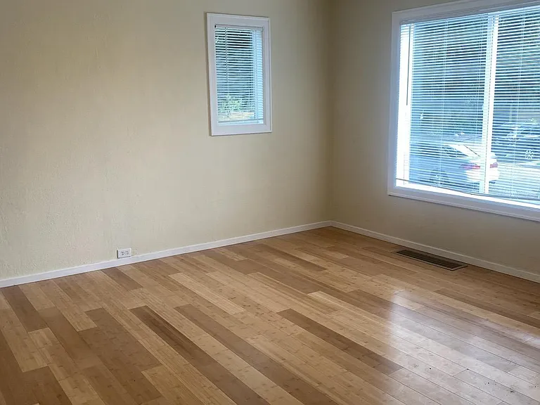 4818 NE 101st Ave — Photo 4