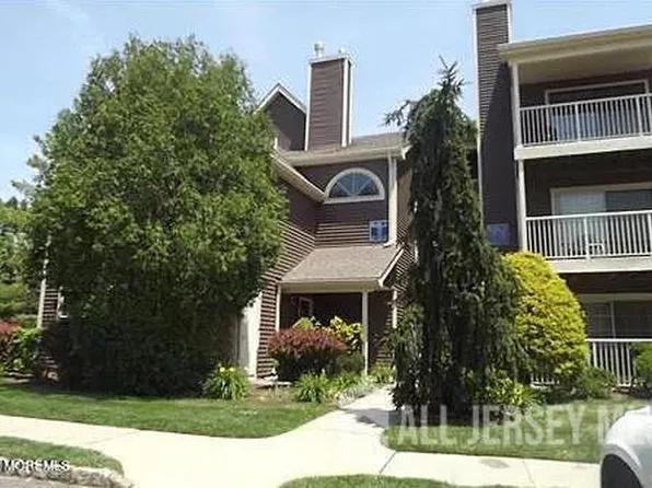 222 Blew Ct, East Brunswick, NJ 08816