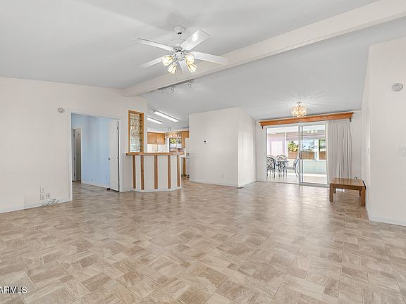 5th image of 17200 W BELL Road #2251
