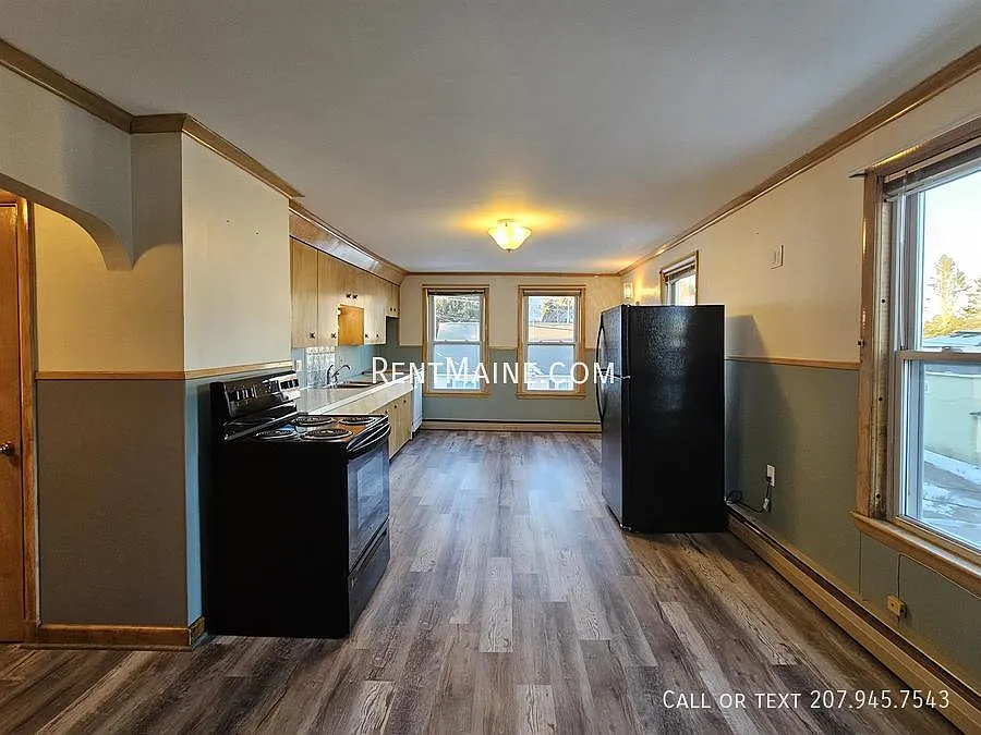 2 bed, 973 sqft, $1,469 — Photo 2