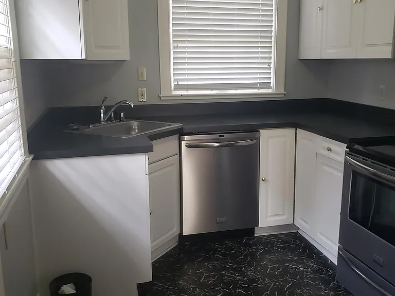3347 Dayton Ave — Photo 4