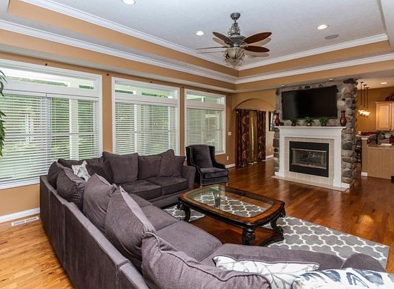 4th image of 10745 Tallow Wood Ln