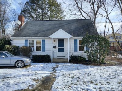 60 Center St, Putnam, CT, 06260