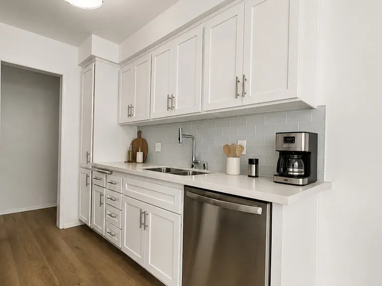 1852 Corinth Ave #19 — Photo 8