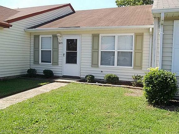 2nd image of 805 Dora Ct
