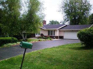 14615 Santa Rosa Dr, Brookfield, WI 53005