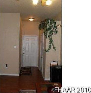 2nd image of 109 Lariat Cir