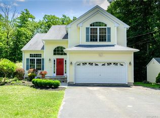 1390 Bartholomew Rd, Middletown, CT 06457