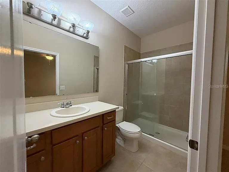 2002 Fishtail Fern Way — Photo 11