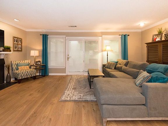 3rd image of 1216 Druid Knoll Dr