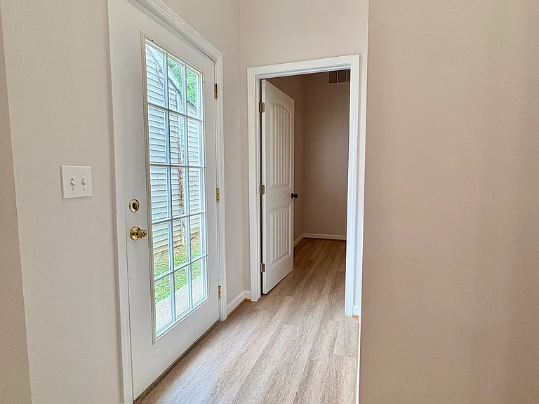 1226 Hull St — Photo 16