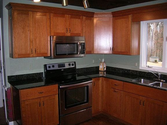 5th image of 400 Holly Hills Dr