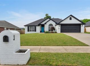 713 Chateau Ave, Springdale, AR 72764