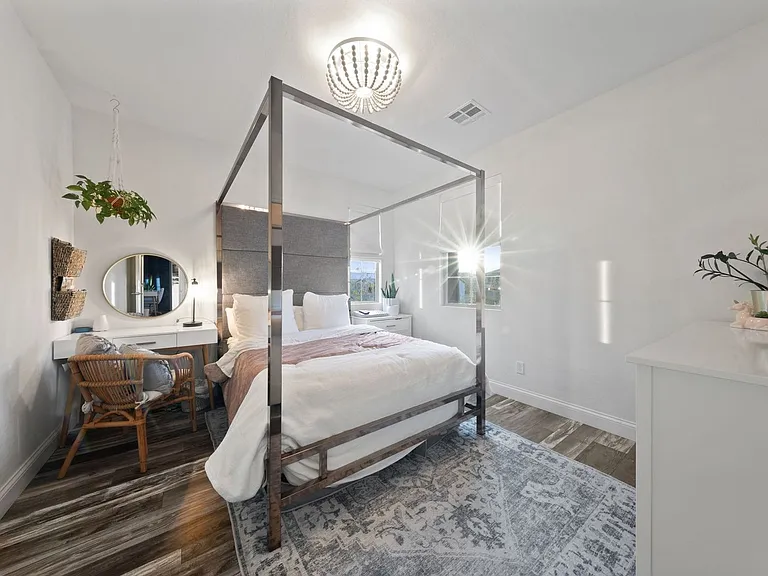 428 Vigo Port St — Photo 31
