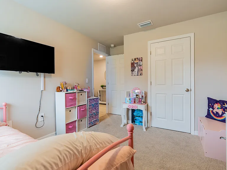 22420 Sacramento Ave — Photo 22