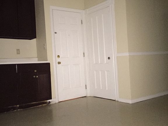 5th image of 14 Beatty St APT 1E