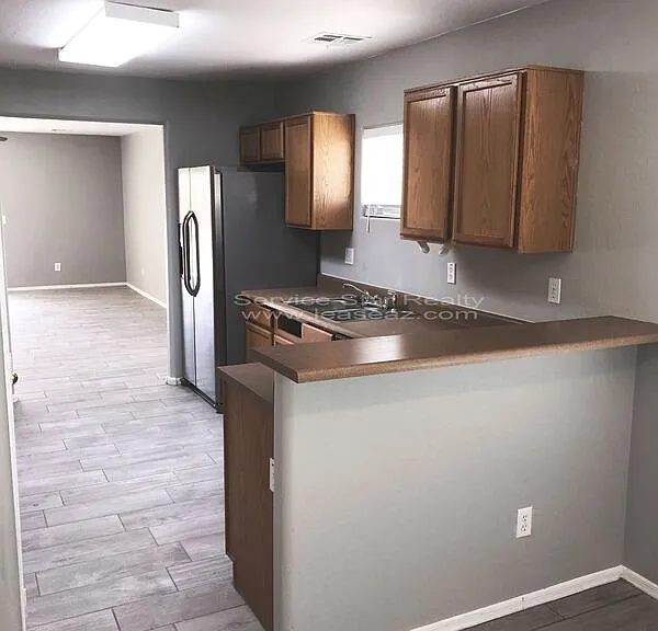 25235 W La Mont Ave — Photo 7