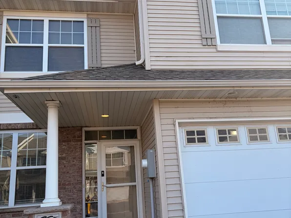 1560 Independence Dr, Northfield, MN