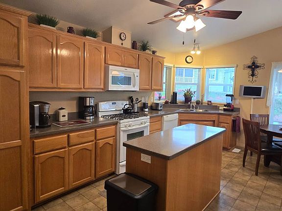 5th image of 525 W El Norte Pkwy Space 120