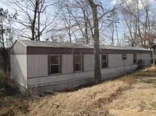 90 Acuff Dr, Chickamauga, GA 30707