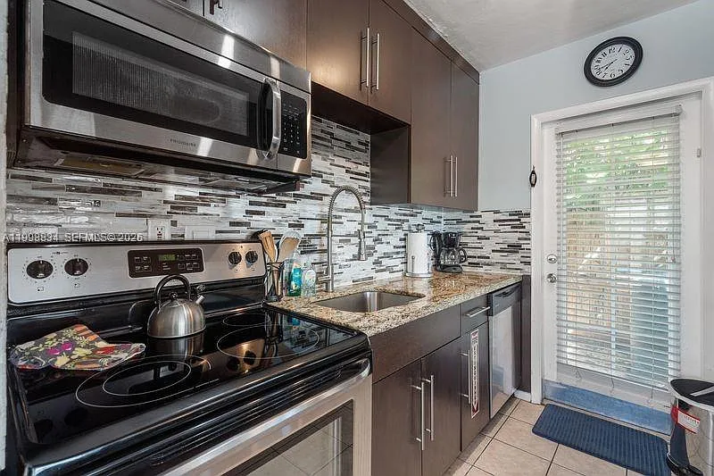 1 bed, 1.0 bath, 750 sqft, $2,900 — Photo 3