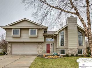3603 S 152nd St, Omaha, NE 68144