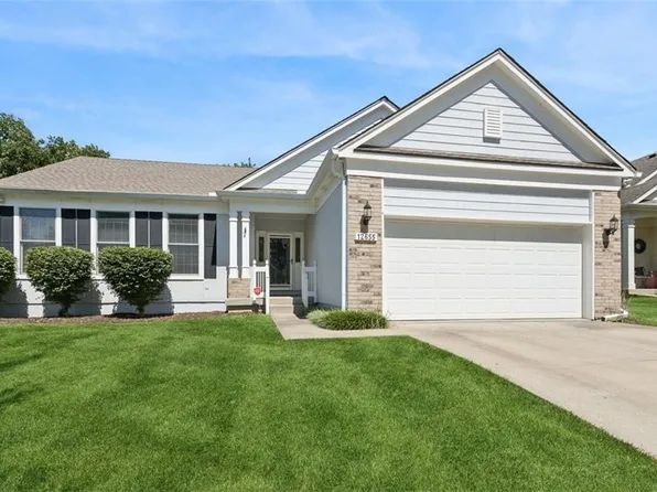 12655 S Hagan St, Olathe, KS 66062