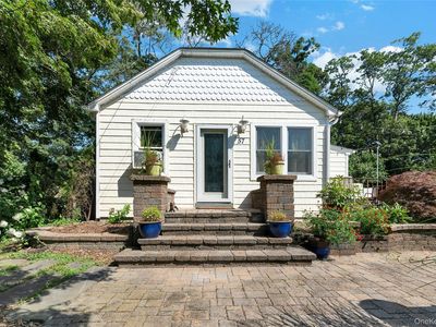 57 Flower Road, Mastic Beach, NY, 11951