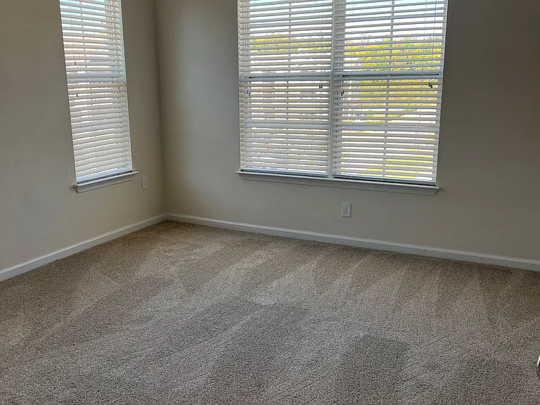 Belmont at Tryon Apartments — Photo 143