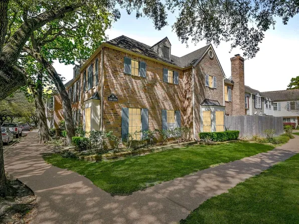 13240 Trail Hollow Dr, Houston, TX