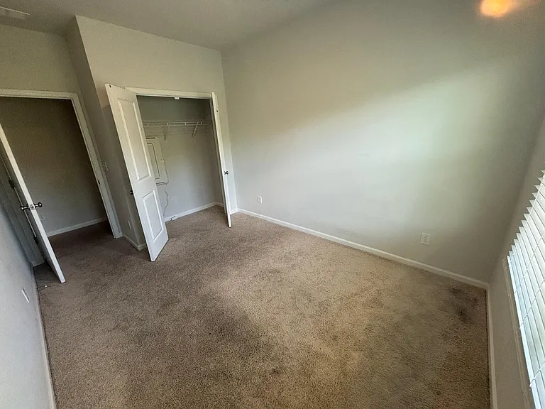 140 Fideaux Blvd — Photo 26