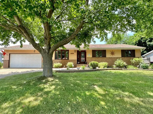 424 Arthur Drive, Clinton, WI 53525