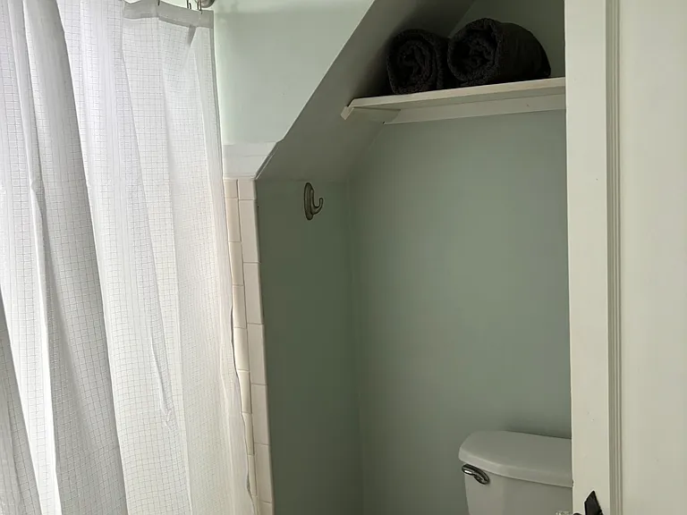 113 Maple Ave #B — Photo 4