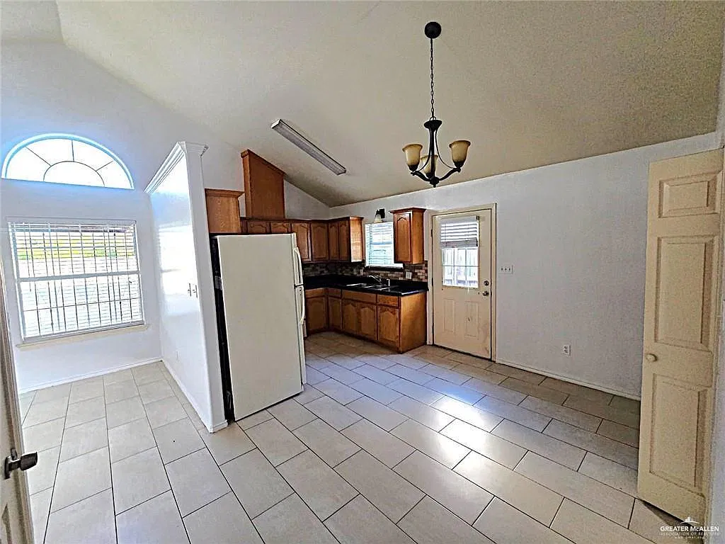 2 bed, 2.0 bath, 952 sqft, $850 — Photo 4