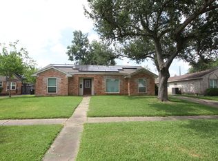 8207 Sharpcrest St, Houston, TX 77036