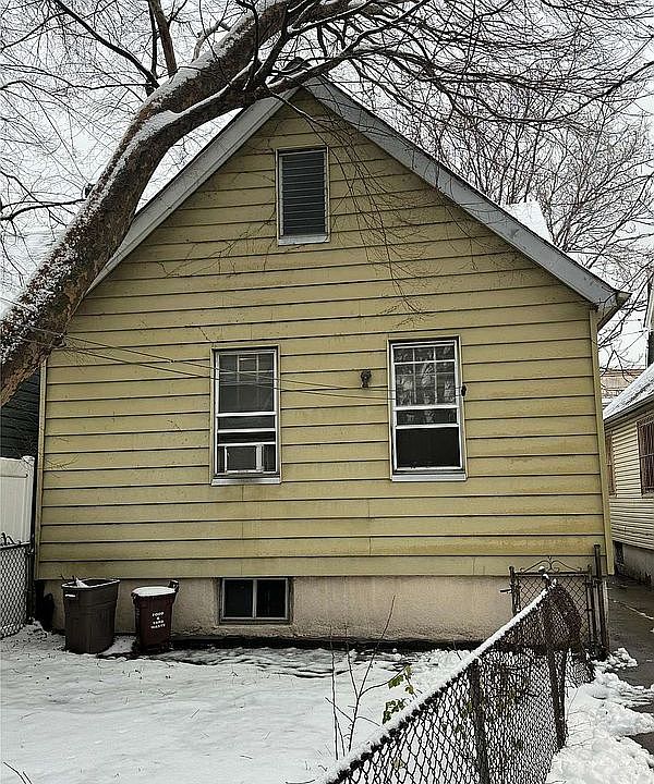 2nd image of 6115 56th St