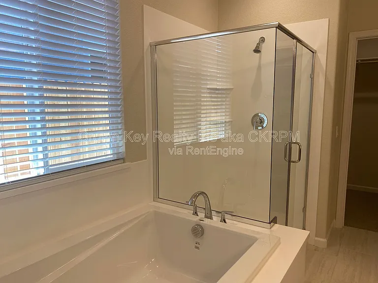3620 Historic Ct — Photo 16