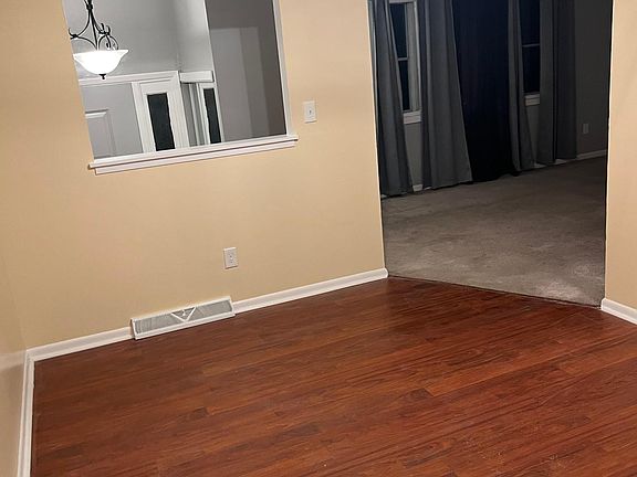 5th image of 139 N Seine Dr #1