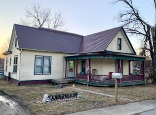 1315 Vermont St, Hannibal, MO 63401