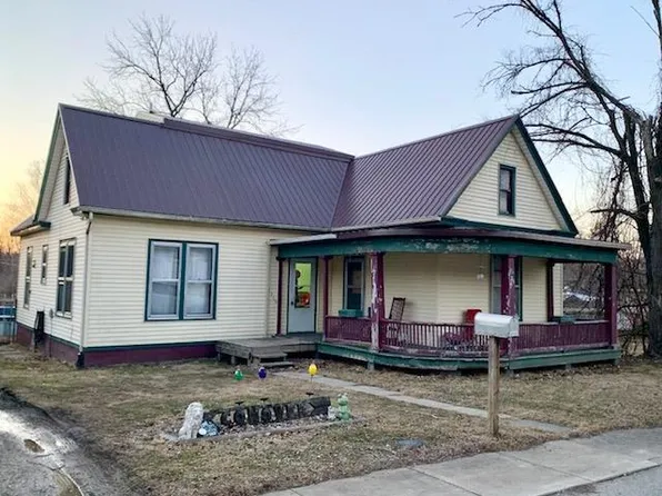 1315 Vermont St, Hannibal, MO 63401
