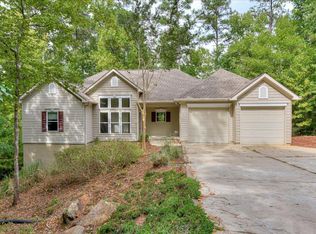204 Apple Ln, Mc Cormick, SC 29835