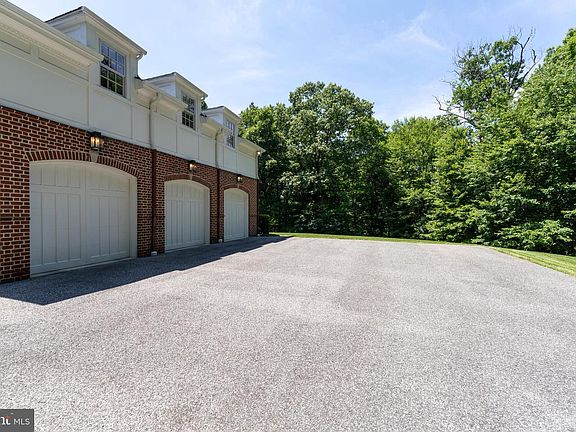 4th image of 1112 Westwicke Ln