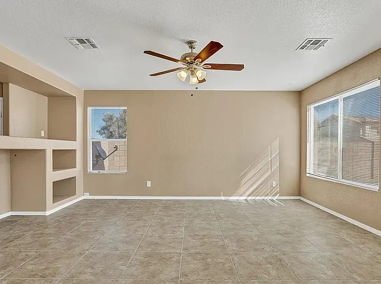 15421 W Gelding Dr — Photo 2