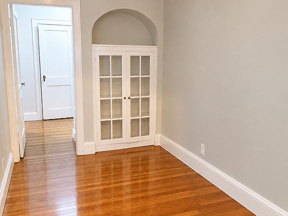 inside foyer - long view
